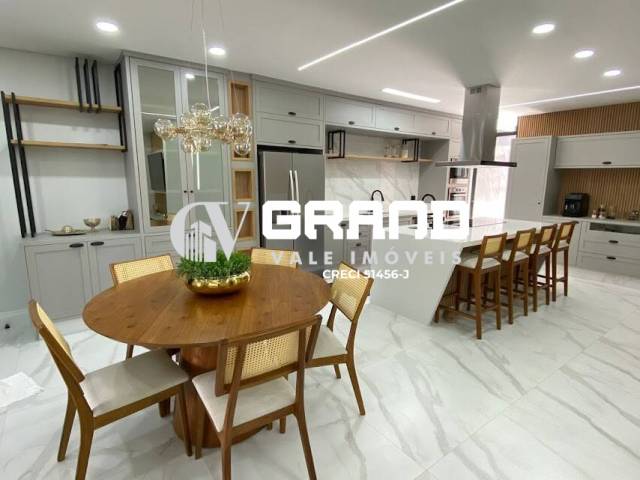 Casa para Venda em São José dos Campos - 4