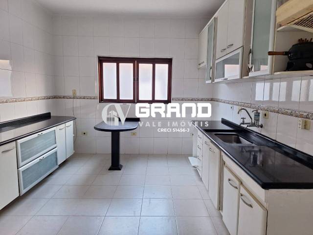 Casa em condomínio para Venda em São José dos Campos - 5