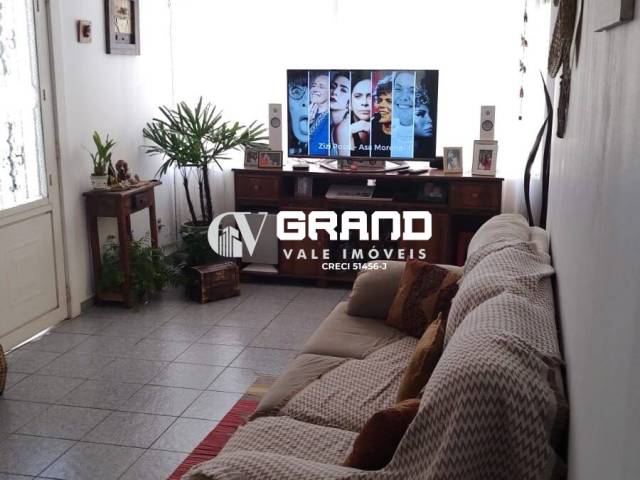 Casa para Venda em São José dos Campos - 4