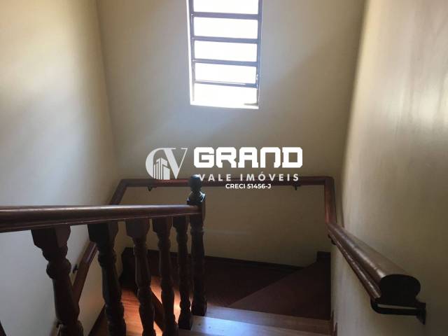 Sobrado para Venda em São José dos Campos - 4