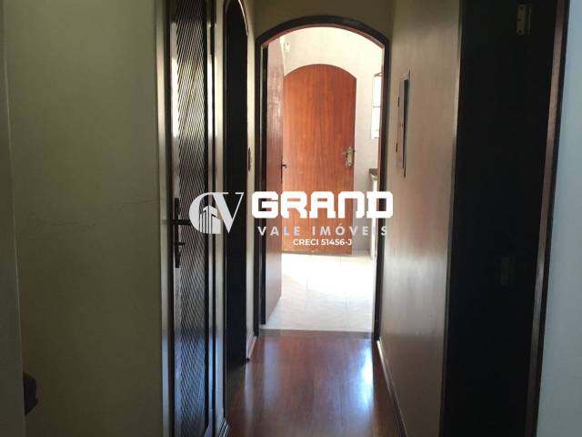 Sobrado para Venda em São José dos Campos - 5