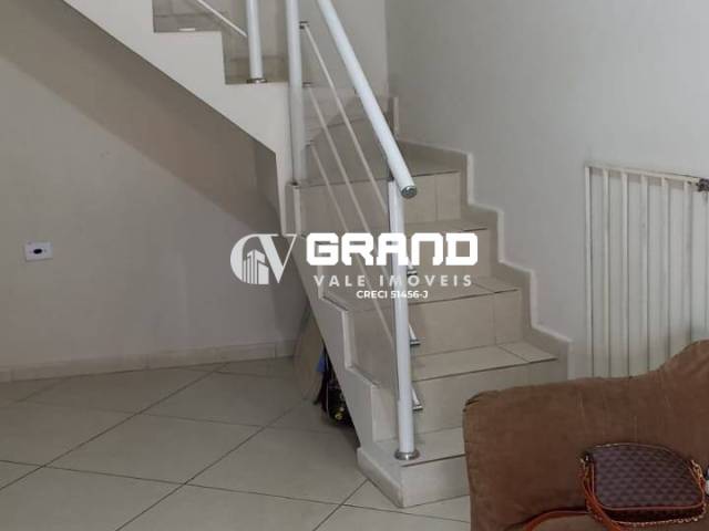 Casa para Venda em São José dos Campos - 4