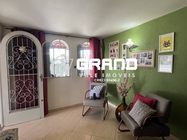 Casa para Venda em São José dos Campos - 5