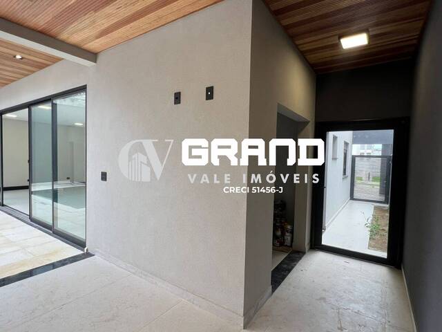 Casa para Venda em São José dos Campos - 5