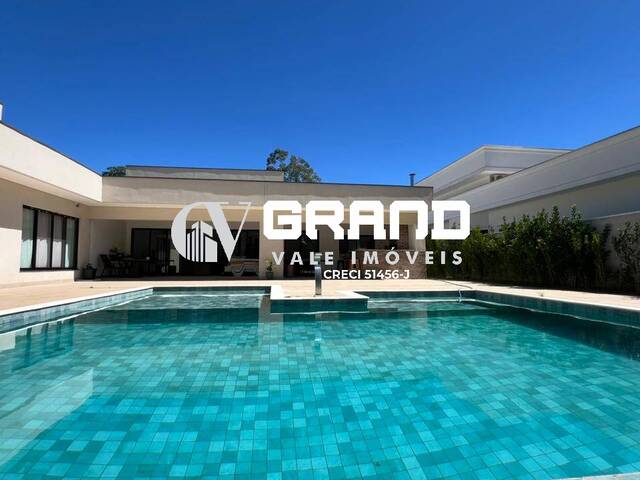 Casa para Venda em Jambeiro - 4