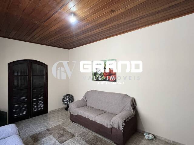 Casa para Venda em São José dos Campos - 4