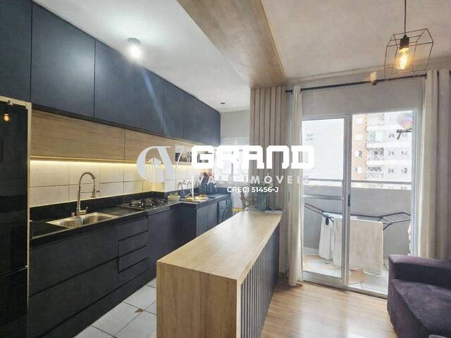 Apartamento para Venda em São José dos Campos - 2