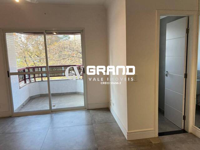 Apartamento para Venda em São José dos Campos - 2