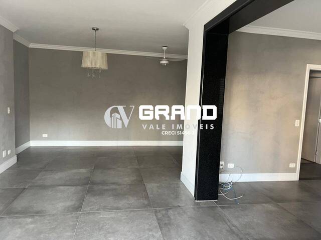 Apartamento para Venda em São José dos Campos - 4