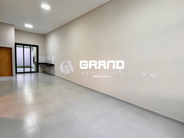 Casa para Venda em São José dos Campos - 4