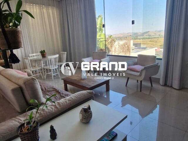 Casa para Venda em São José dos Campos - 3