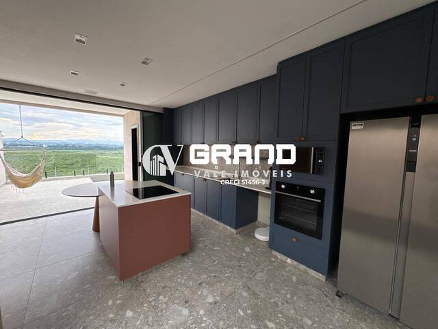 Casa para Venda em São José dos Campos - 2