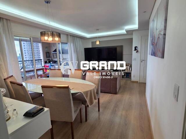 Apartamento para Venda em São José dos Campos - 2