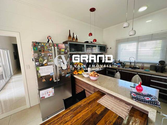 Casa para Venda em São José dos Campos - 5