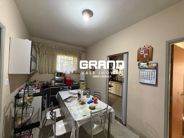 Casa para Venda em São José dos Campos - 5