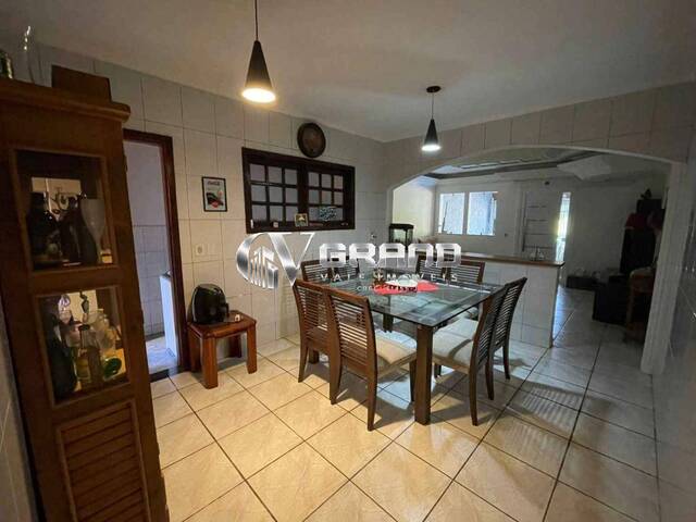 #CA0410 - Casa para Venda em São José dos Campos - SP - 2