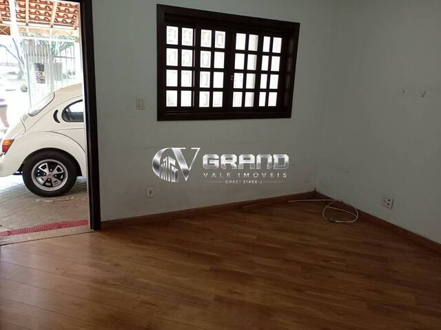 Casa para Venda em São José dos Campos - 4