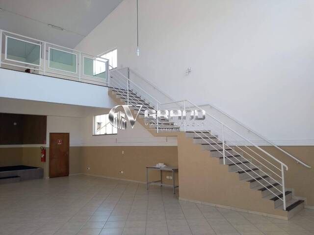 Galpão para Venda em São José dos Campos - 4