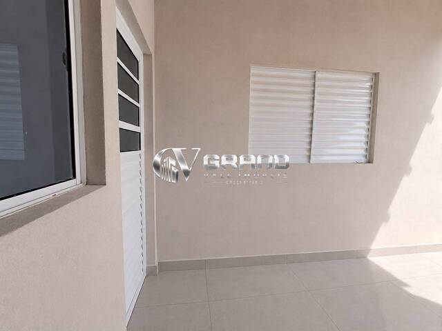 Casa para Venda em São José dos Campos - 4