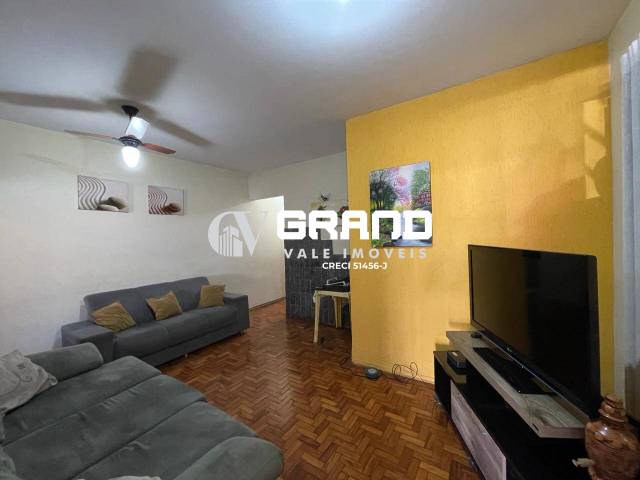 Casa para Venda em São José dos Campos - 4