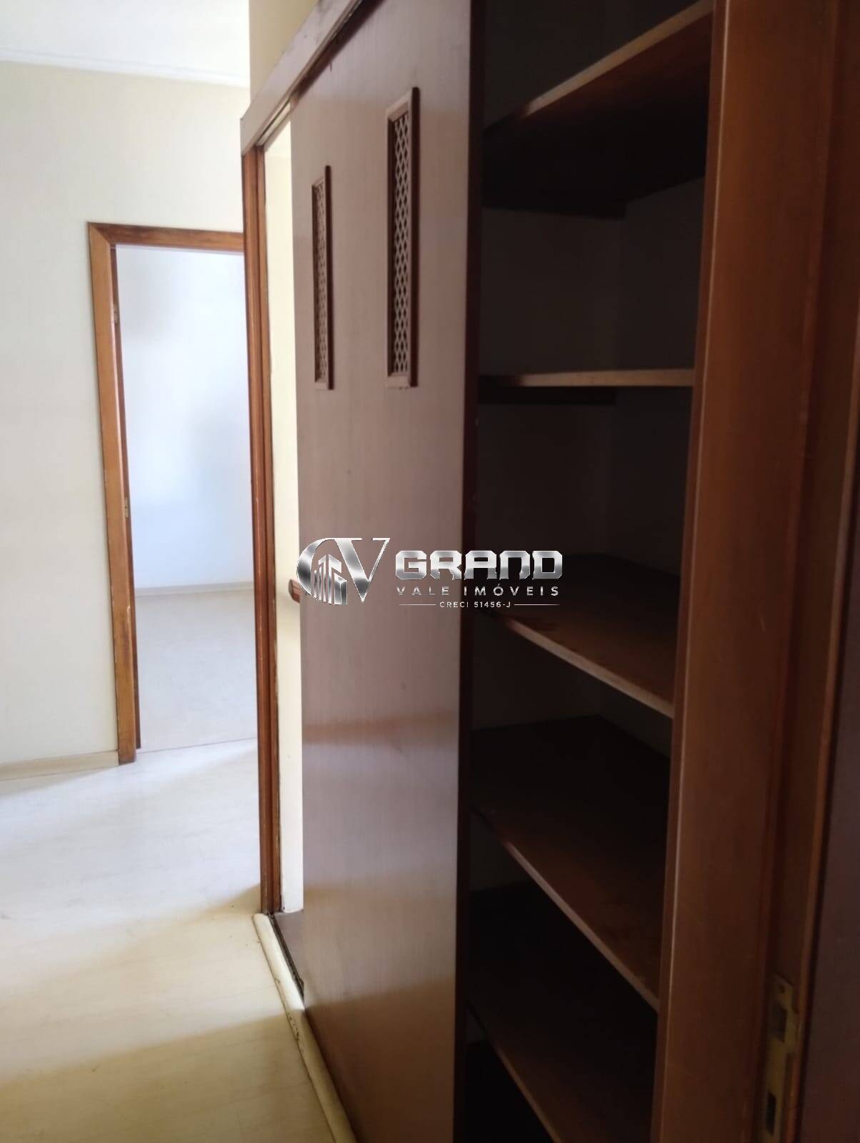 Casa, 6 quartos, 320 m² - Foto 15