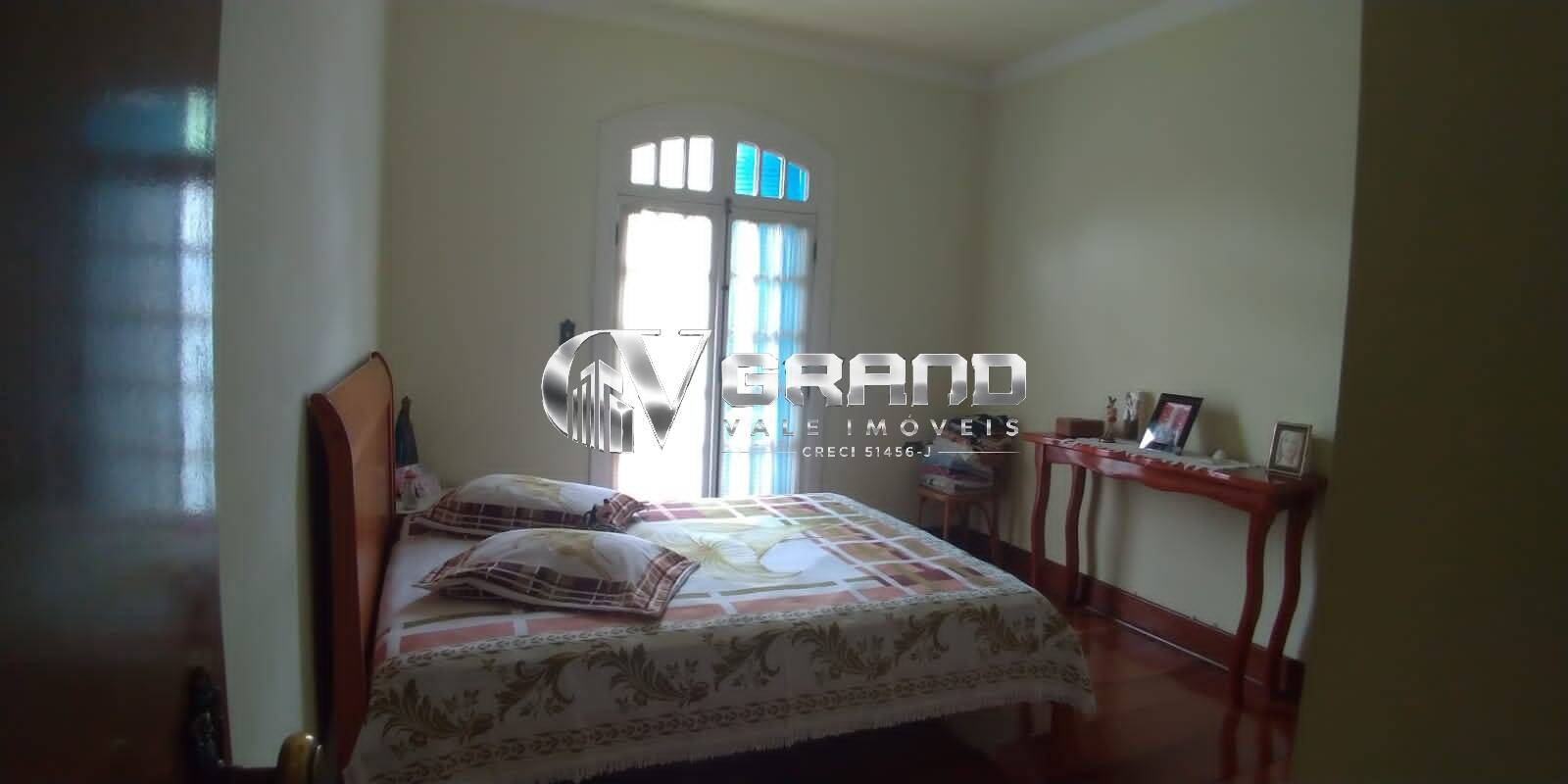Casa, 3 quartos, 270 m² - Foto 14
