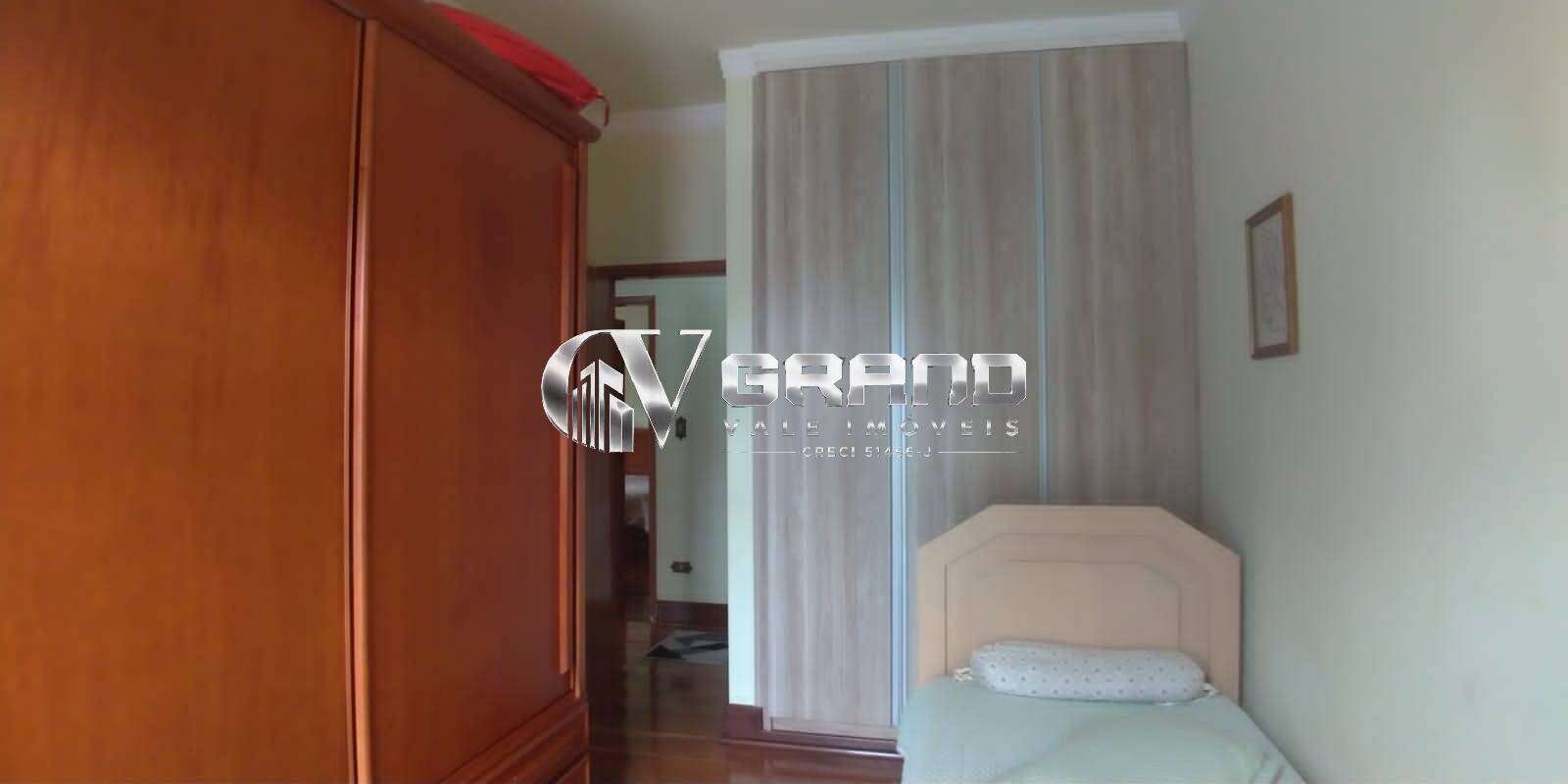 Casa, 3 quartos, 270 m² - Foto 17