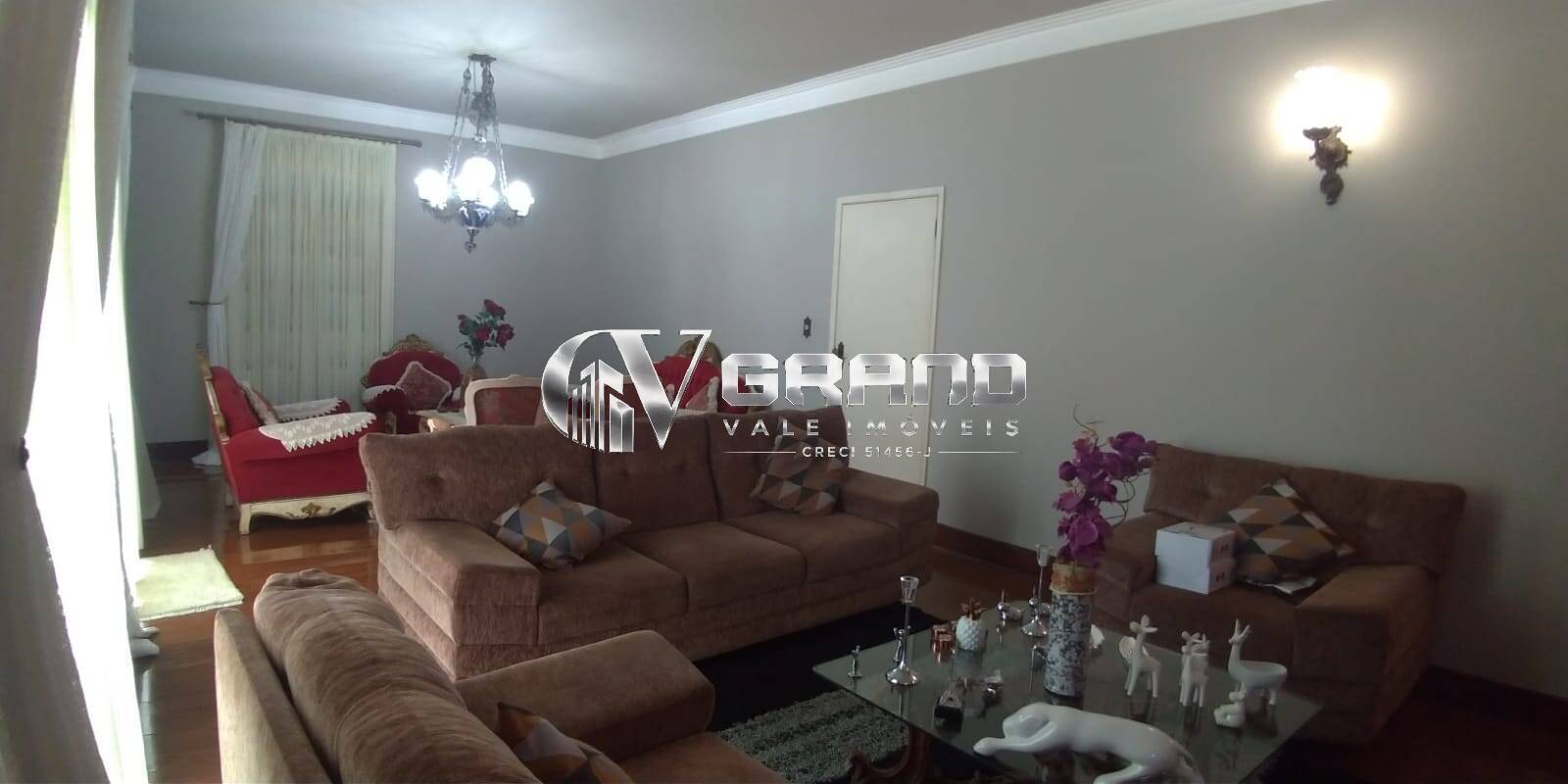 Casa, 3 quartos, 270 m² - Foto 2