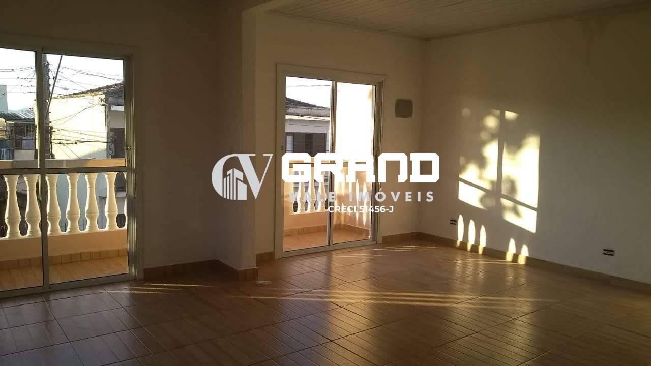 Casa, 3 quartos, 200 m² - Foto 1