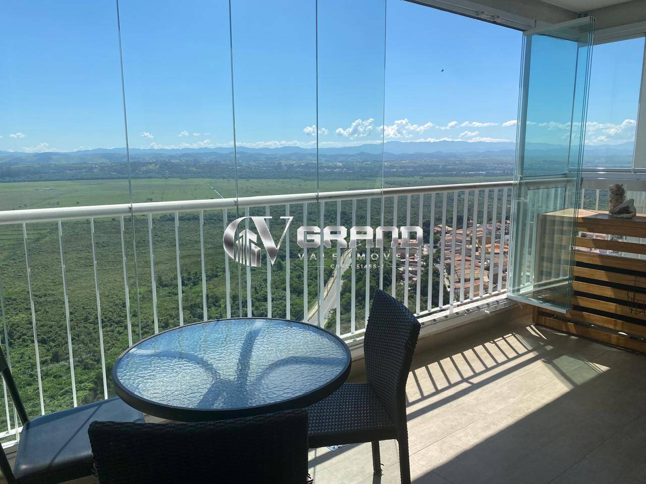 Apartamento, 3 quartos, 142 m² - Foto 2
