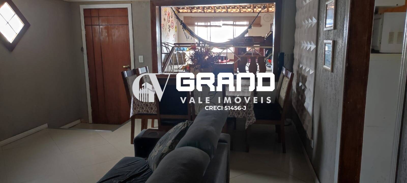 Casa, 4 quartos, 220 m² - Foto 2