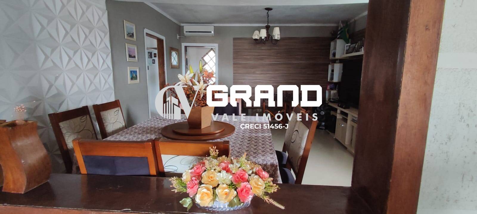 Casa, 4 quartos, 220 m² - Foto 4