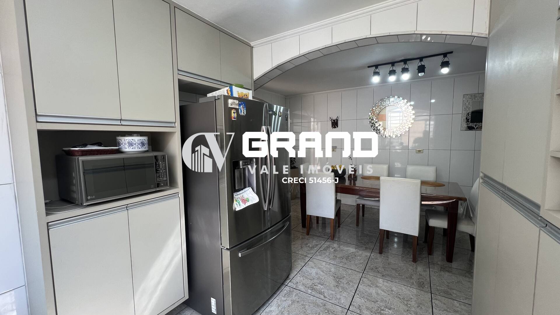 Casa, 4 quartos, 220 m² - Foto 10