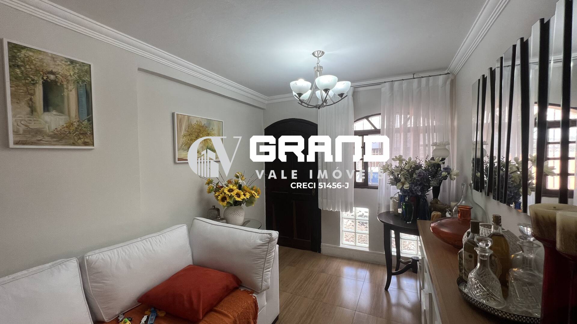 Casa, 4 quartos, 220 m² - Foto 2