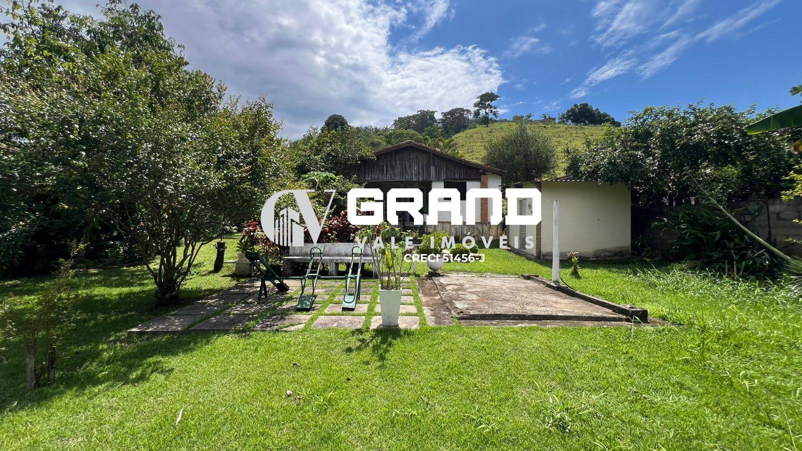 Chácara, 3 quartos, 1400 m² - Foto 4