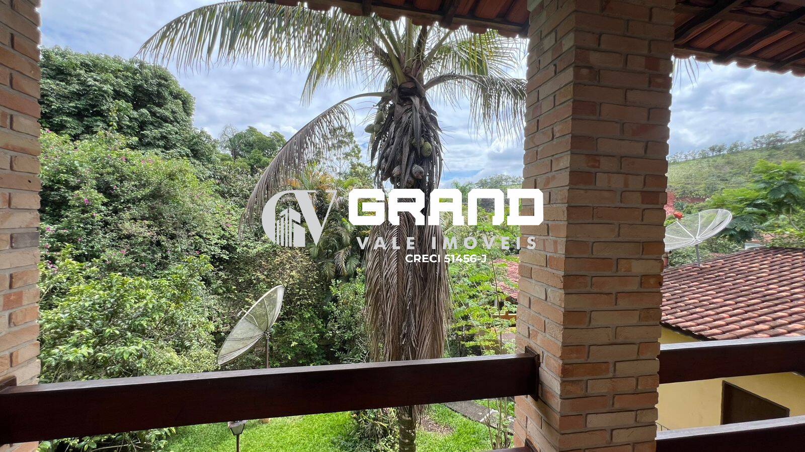 Chácara, 3 quartos, 1821 m² - Foto 2