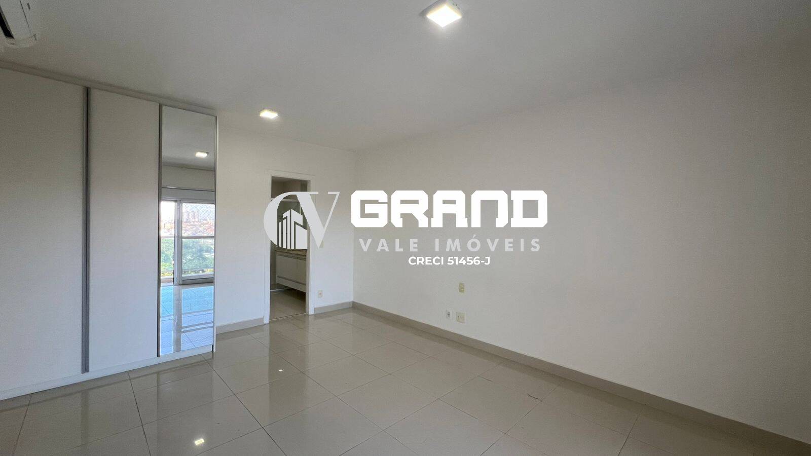 Apartamento, 4 quartos, 245 m² - Foto 18
