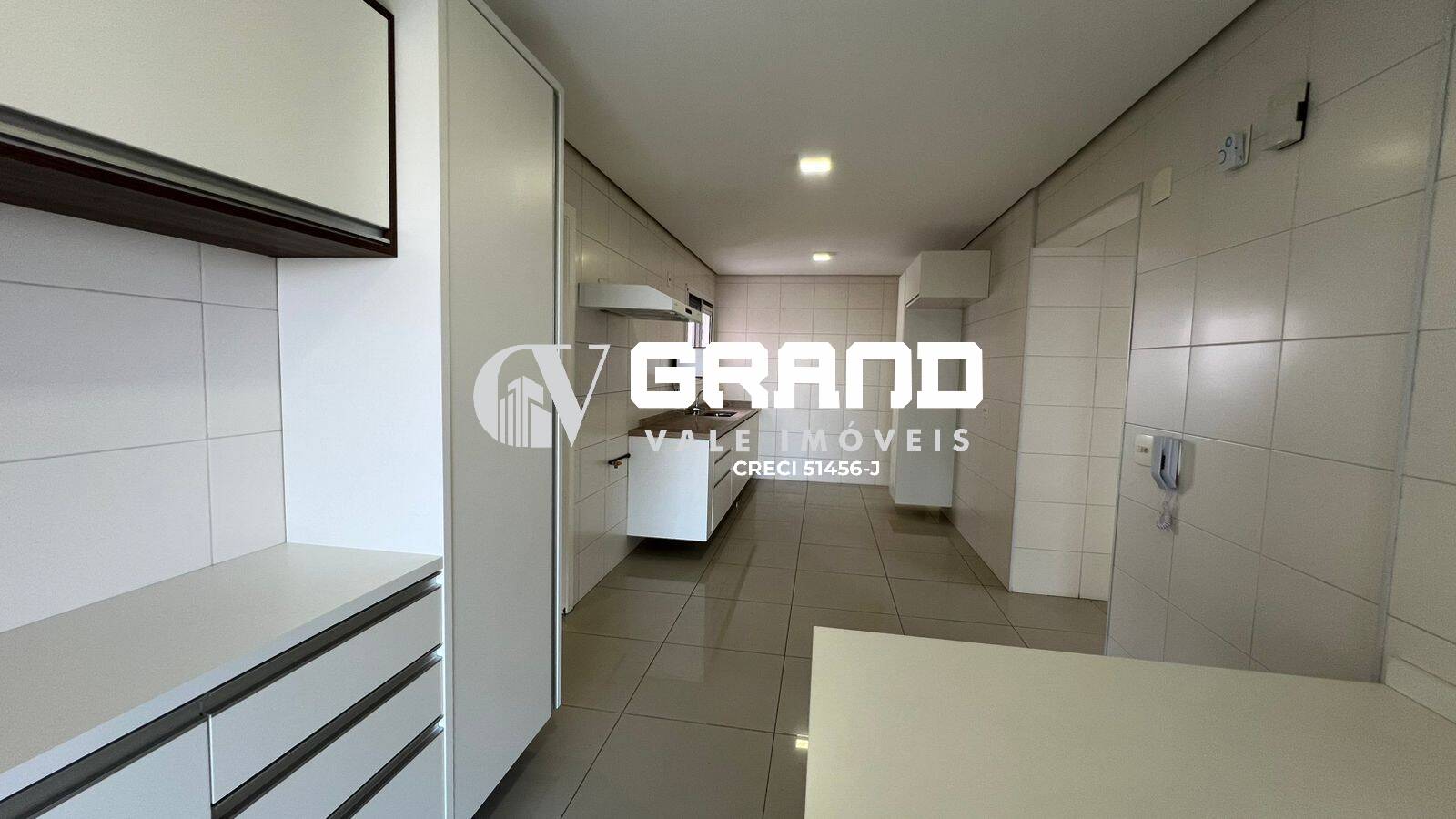 Apartamento, 4 quartos, 245 m² - Foto 13