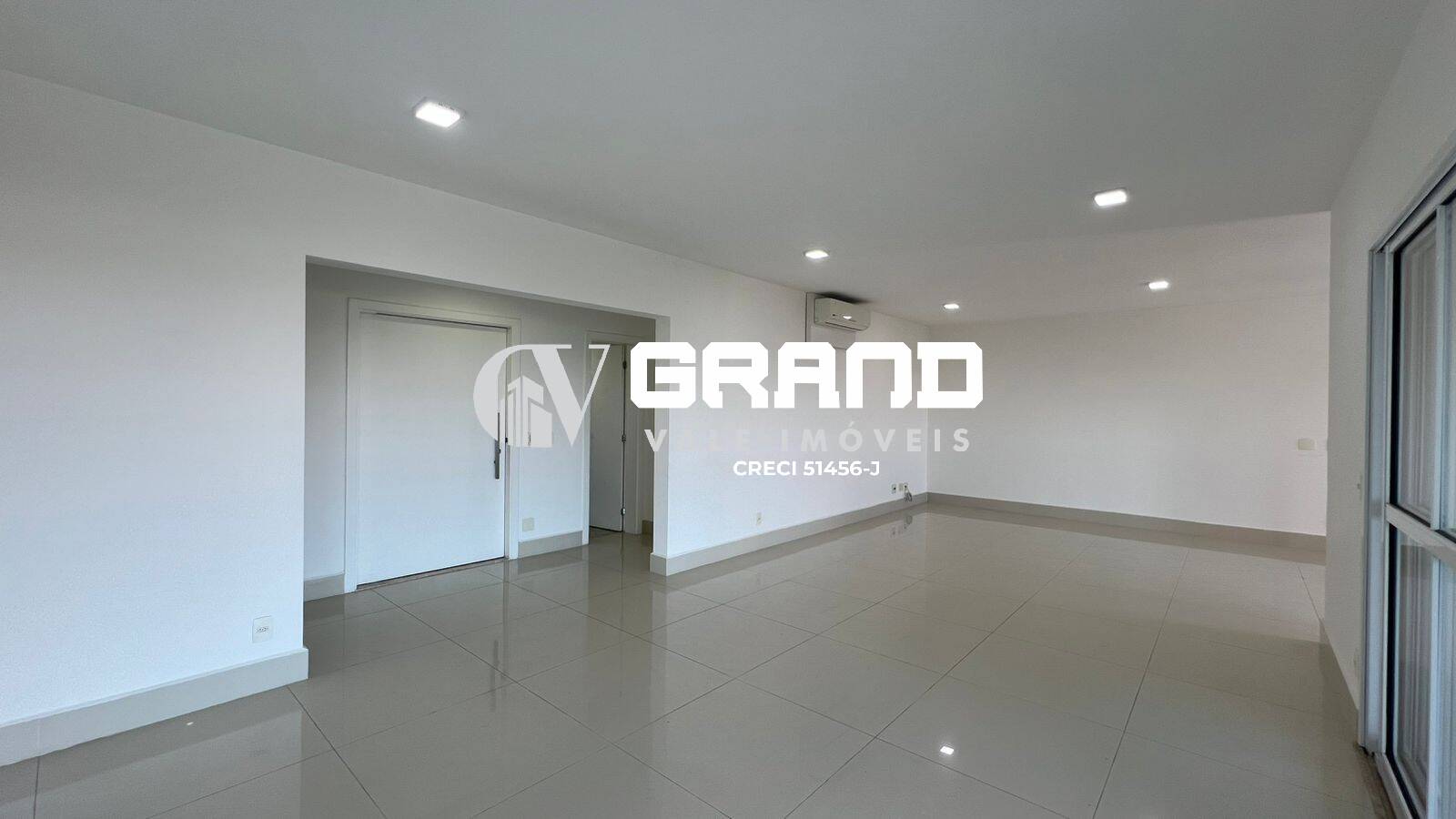 Apartamento, 4 quartos, 245 m² - Foto 3