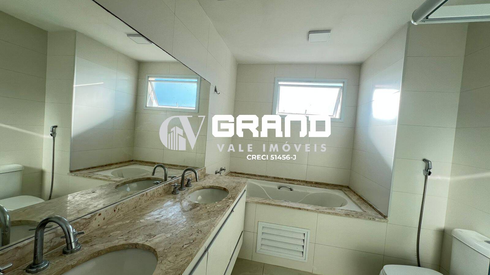 Apartamento, 4 quartos, 259 m² - Foto 14