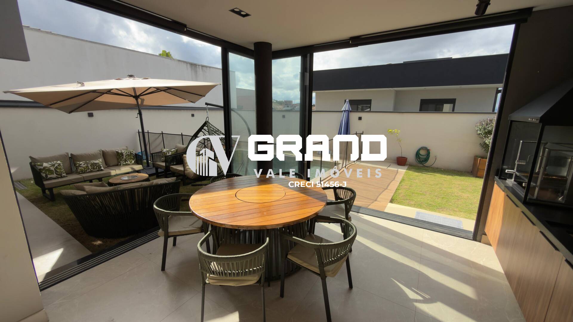 Casa, 4 quartos, 283 m² - Foto 4