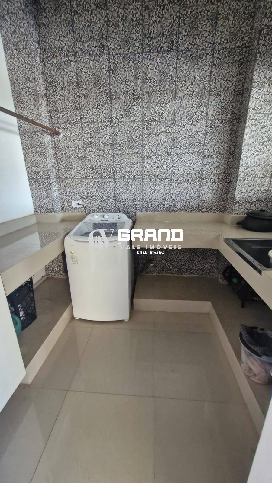 Casa, 5 quartos, 352 m² - Foto 15