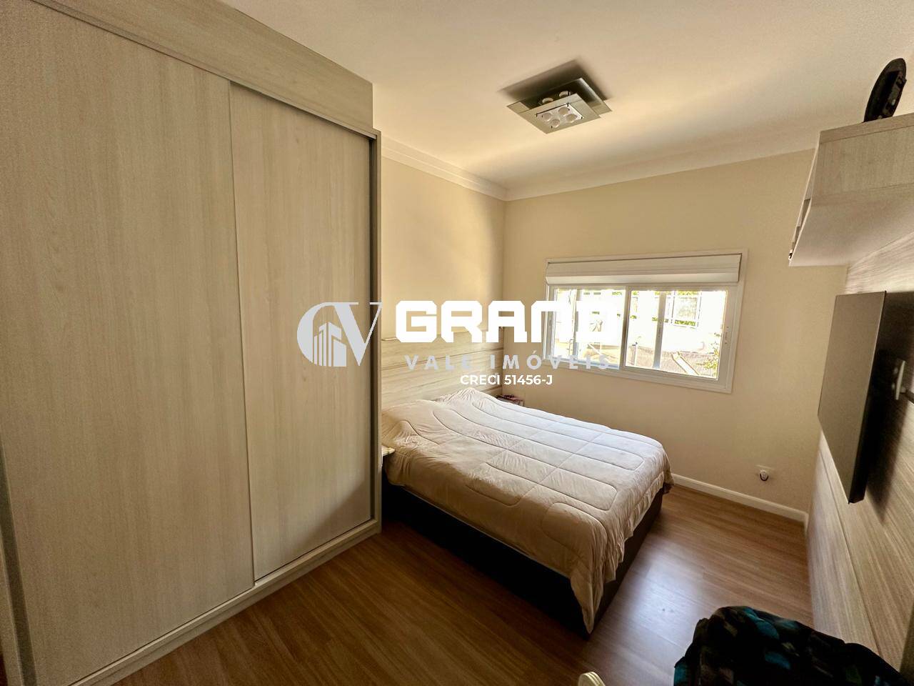 Casa, 4 quartos, 320 m² - Foto 15