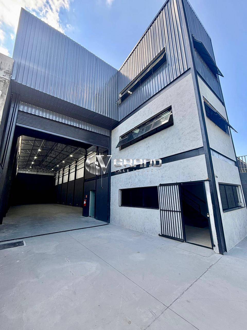 Depósito-Galpão, 437 m² - Foto 1