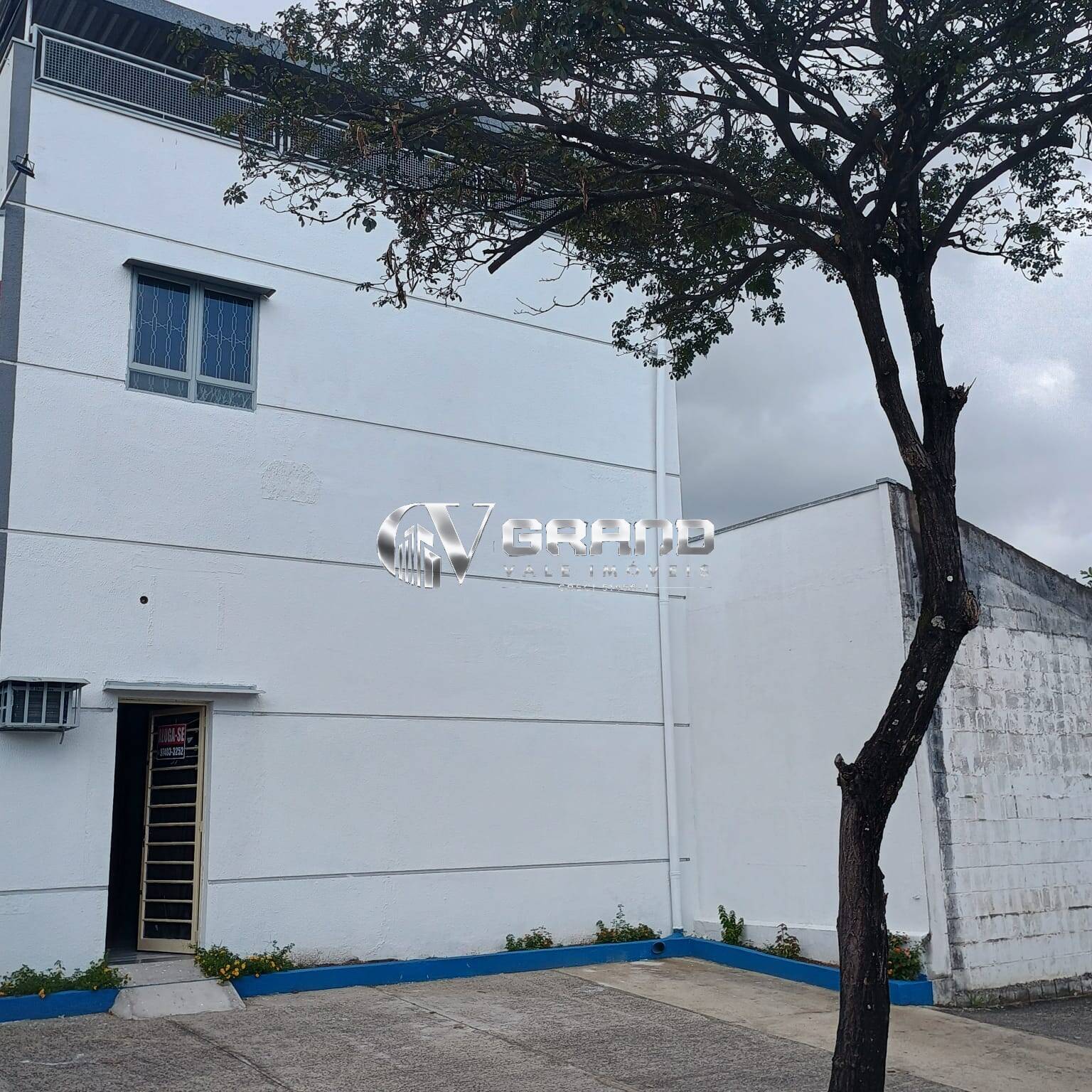 Prédio Inteiro, 300 m² - Foto 1